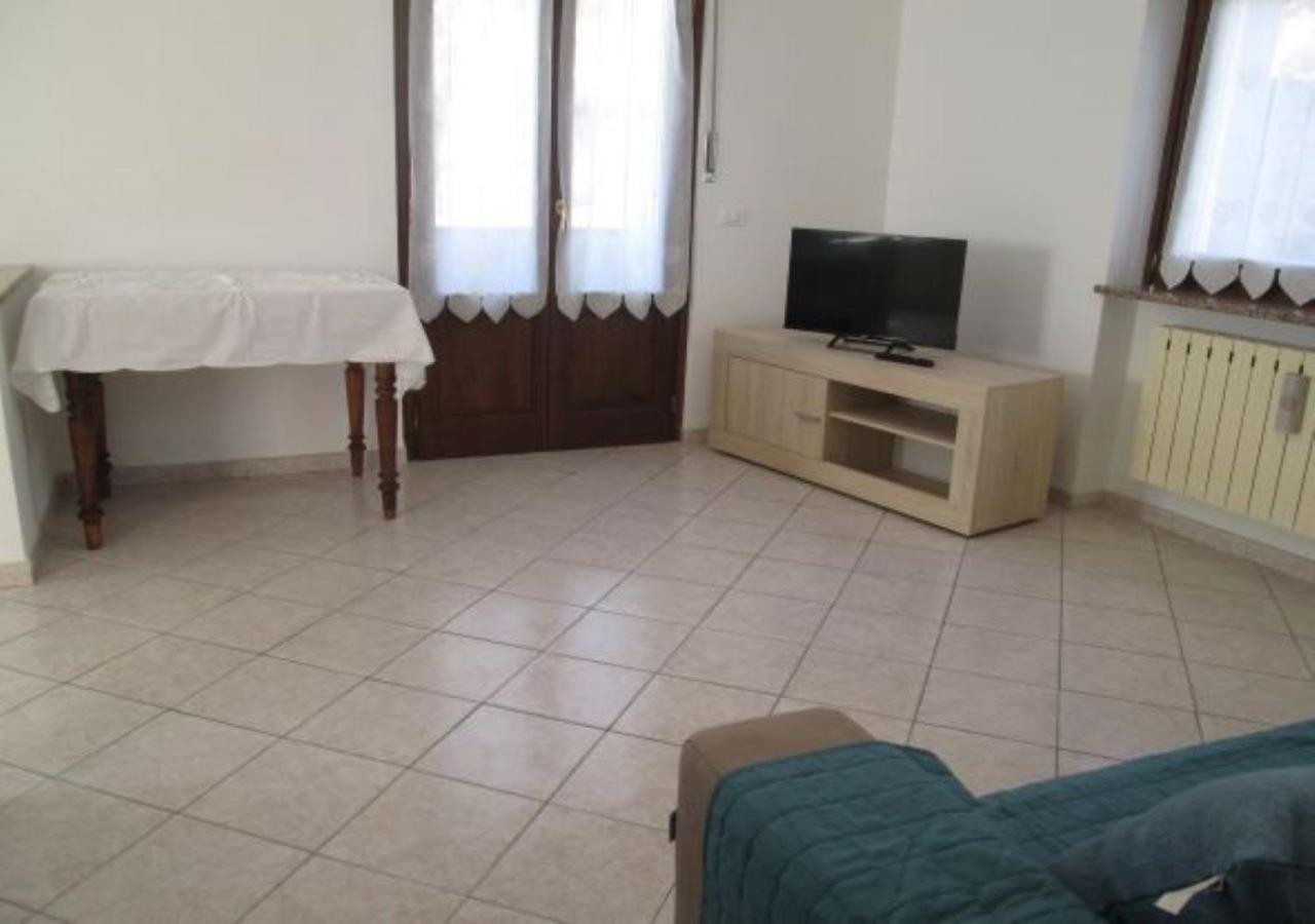 Casa Mia Apartment Нус Екстериор снимка
